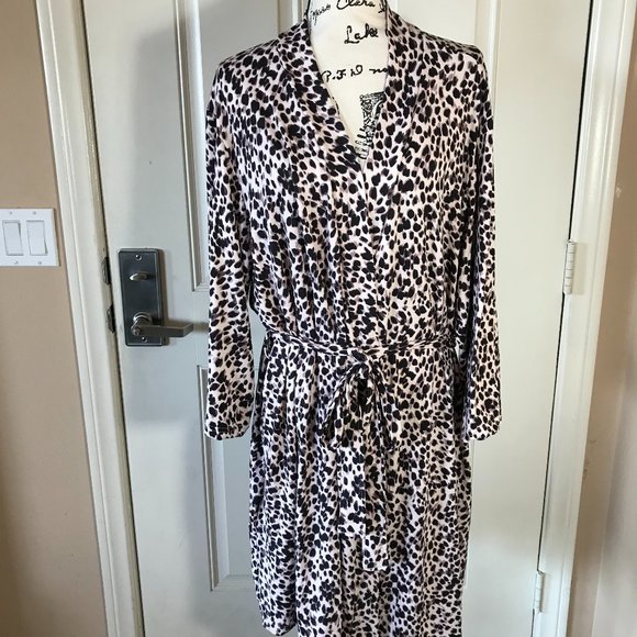 NWT Thalia Sodi Robe & Chemise Set Animal Print - Picture 2 of 8